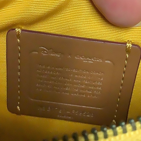 Coach x Disney skateboarding Mickey Mouse zip corner wallet - Picture 6 of 9